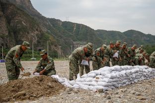 船记：之前输球本应敲响警钟 结果今天湖人送我们最难堪的第四节